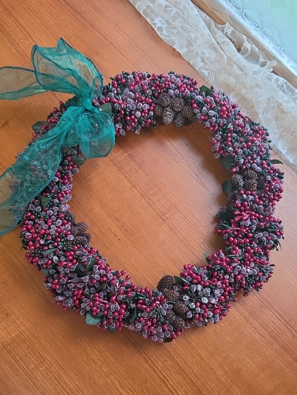 Vtg Pottery Barn Red and Green Beaded Pinecone Wreath,